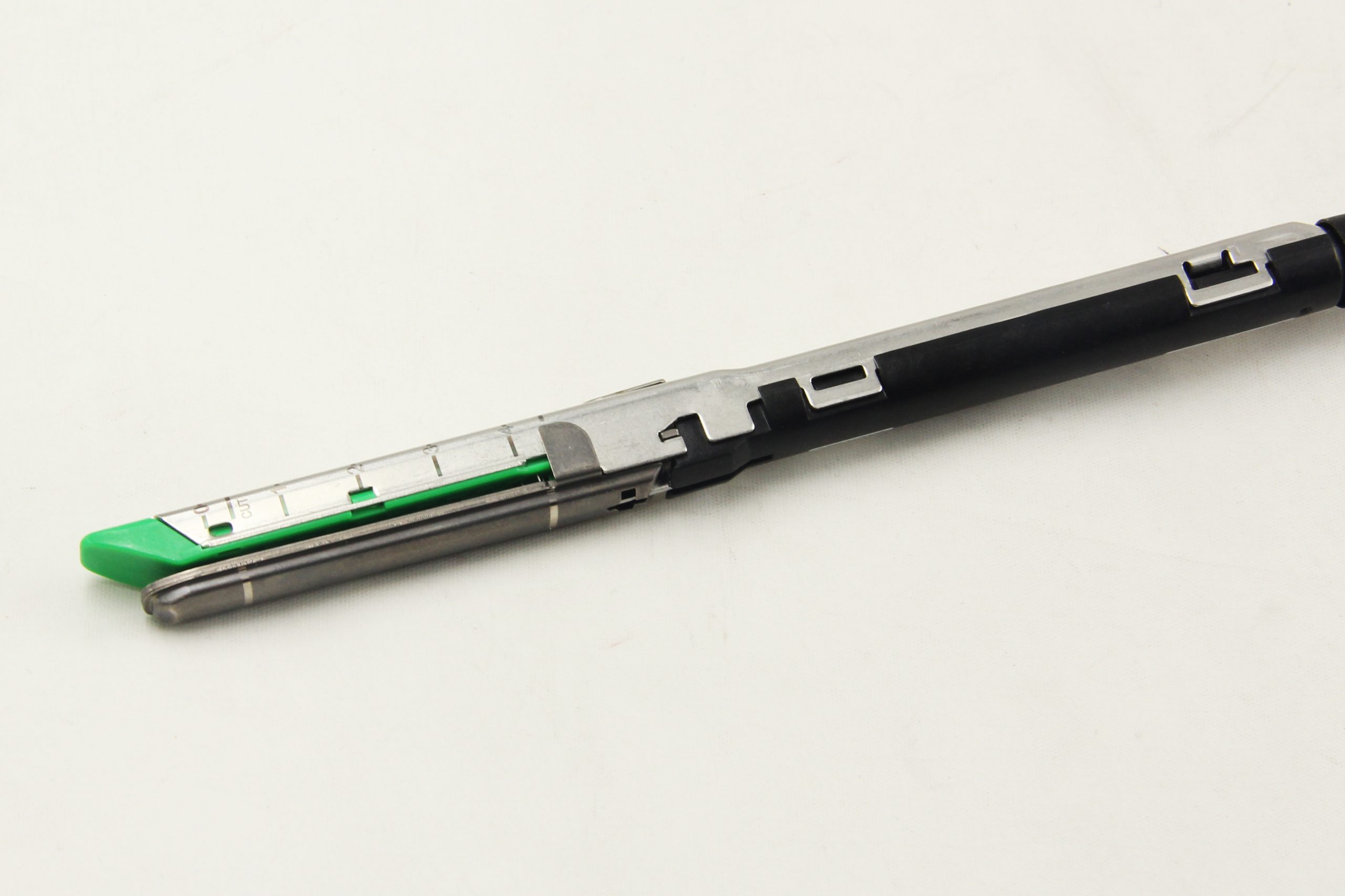 Stapler endoscopic de unică folosinţă Stapler endoscopic de unică folosinţă