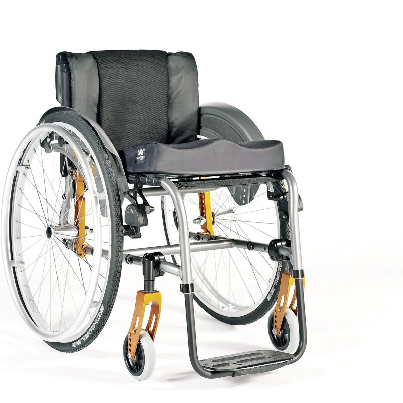 Fotoliu rulant cu antrenare manuala – QUICKIE Life R Fotoliu rulant cu antrenare manuala – QUICKIE Life R