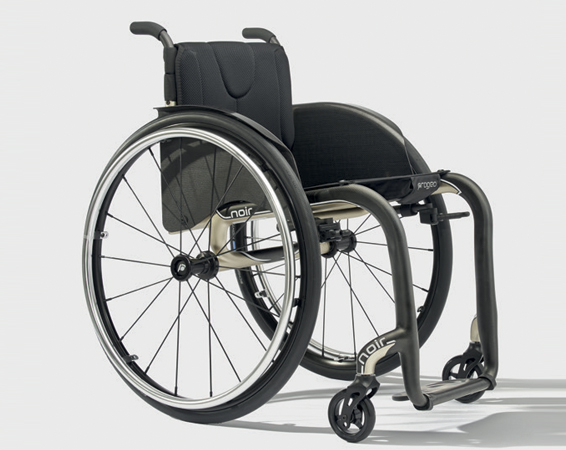 Fotoliu rulant cu antrenare manuala – Progeo Noir Fotoliu rulant cu antrenare manuala – Progeo Noir