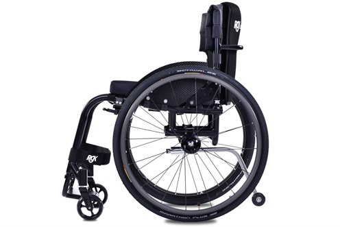 Fotoliu rulant cu antrenare manuala ultra usor – RGK Tiga F2 Fotoliu rulant cu antrenare manuala ultra usor – RGK Tiga F2